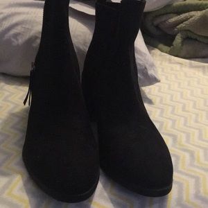 Black boots fairly new